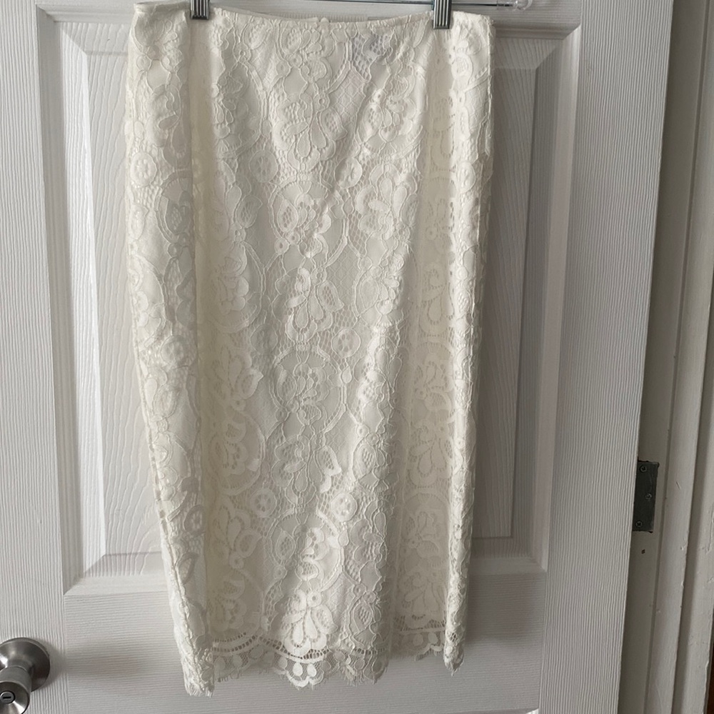 Dainty Jewells lace skirt